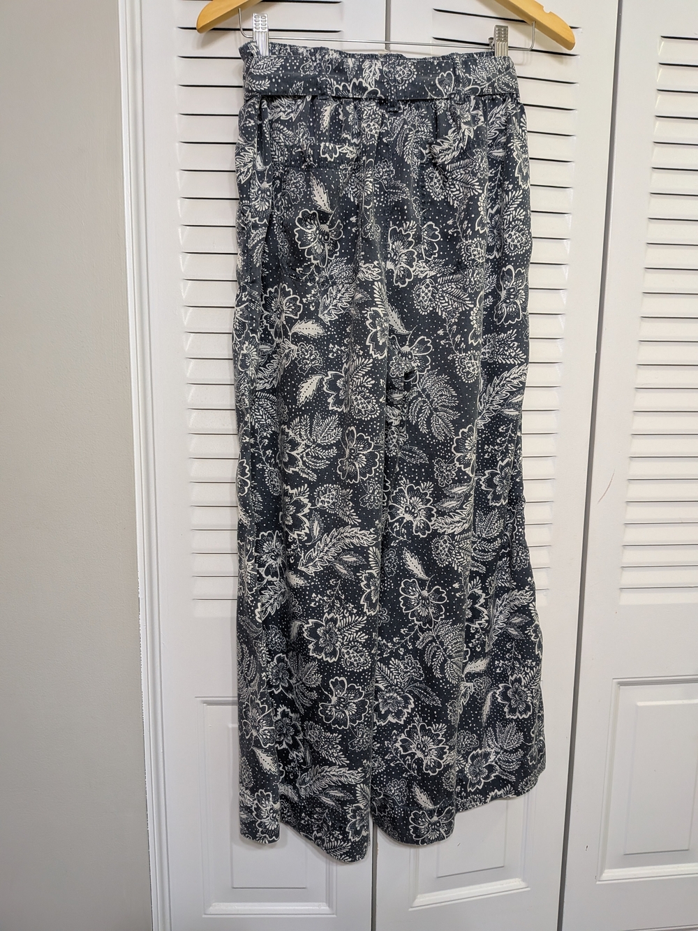 joie | Stormy blue & white floral print wide leg pants
